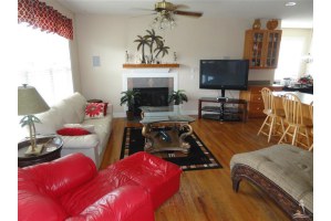 Listing photo 14